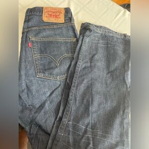Levi’s dark wash jeans